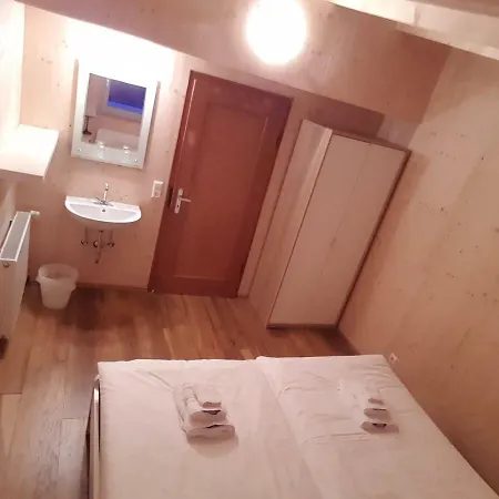 Auerhahn Värdshus 2*